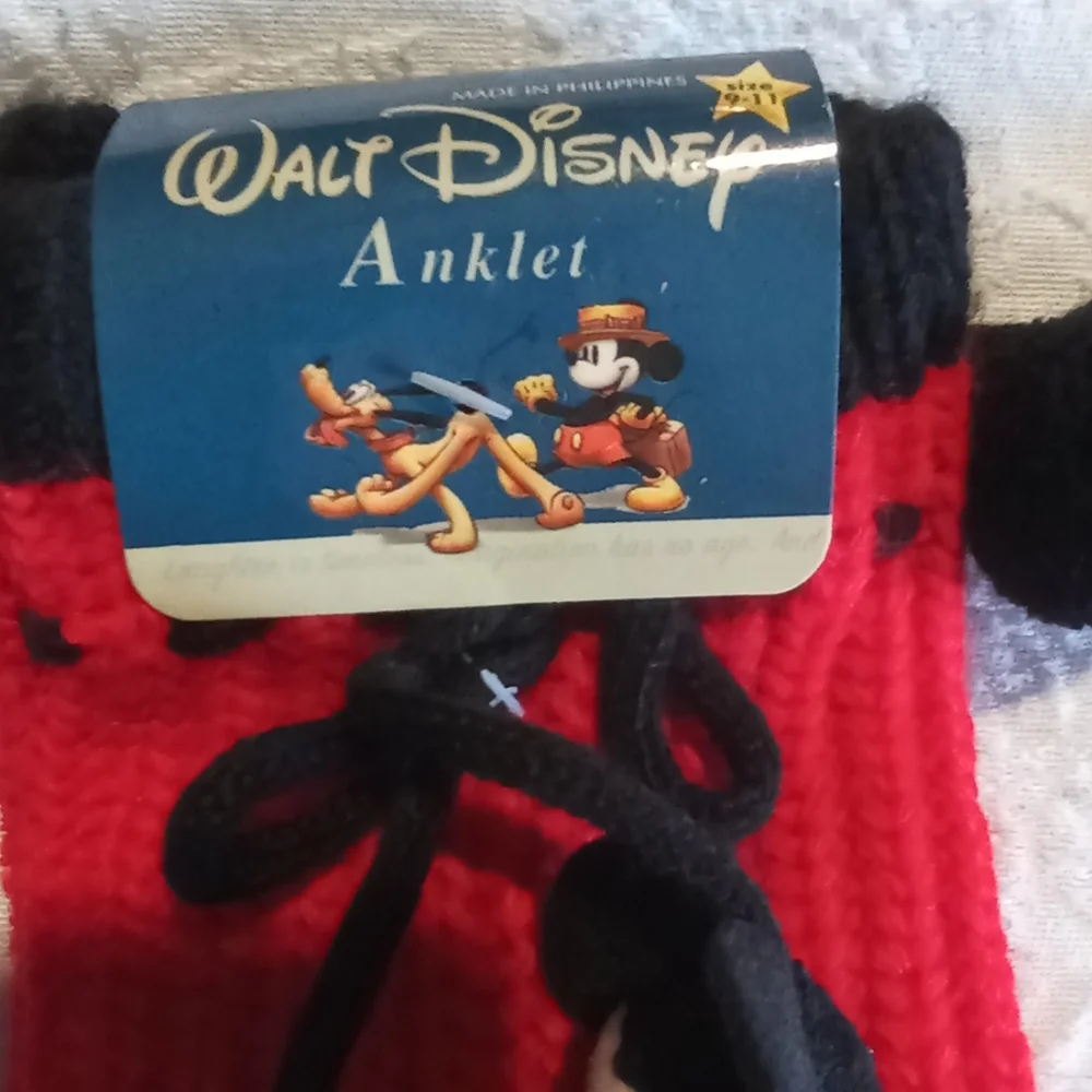 VINTAGE Disney Mickey Mouse Red Knit Socks